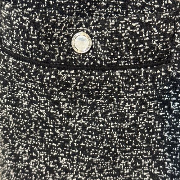 WHBM · 10 · Tweed Sheath Dress · Round Neck Lined · Black White Short Sleeve - Picture 7 of 9